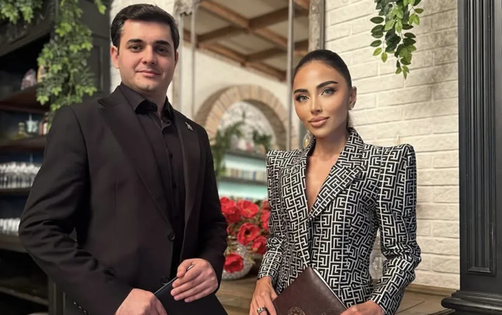 Nanənin paylaşımı müzakirə yaratdı - Paradda o da aparıcı olub?