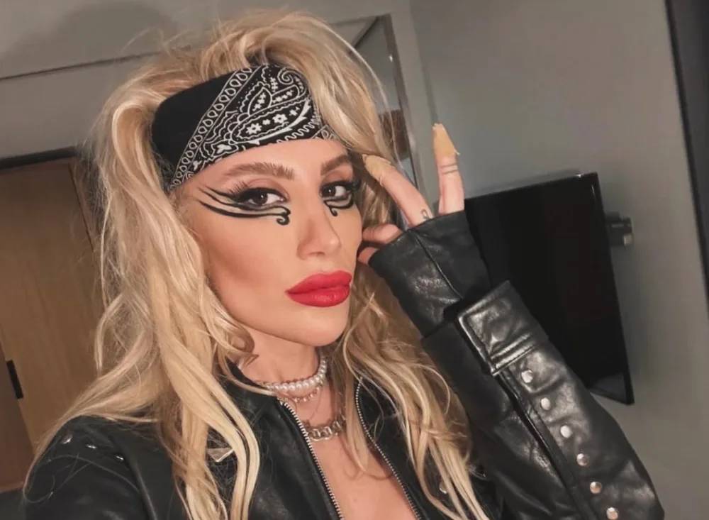 İrem Derici  Ledi Qaqanın obrazını canlandırdı