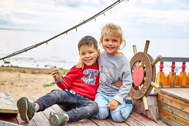 Rusiyalı milyarder cütlük ölü tapıldı
