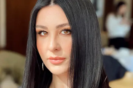 Yasemin Sakallıoğlu Bakıya gəlir