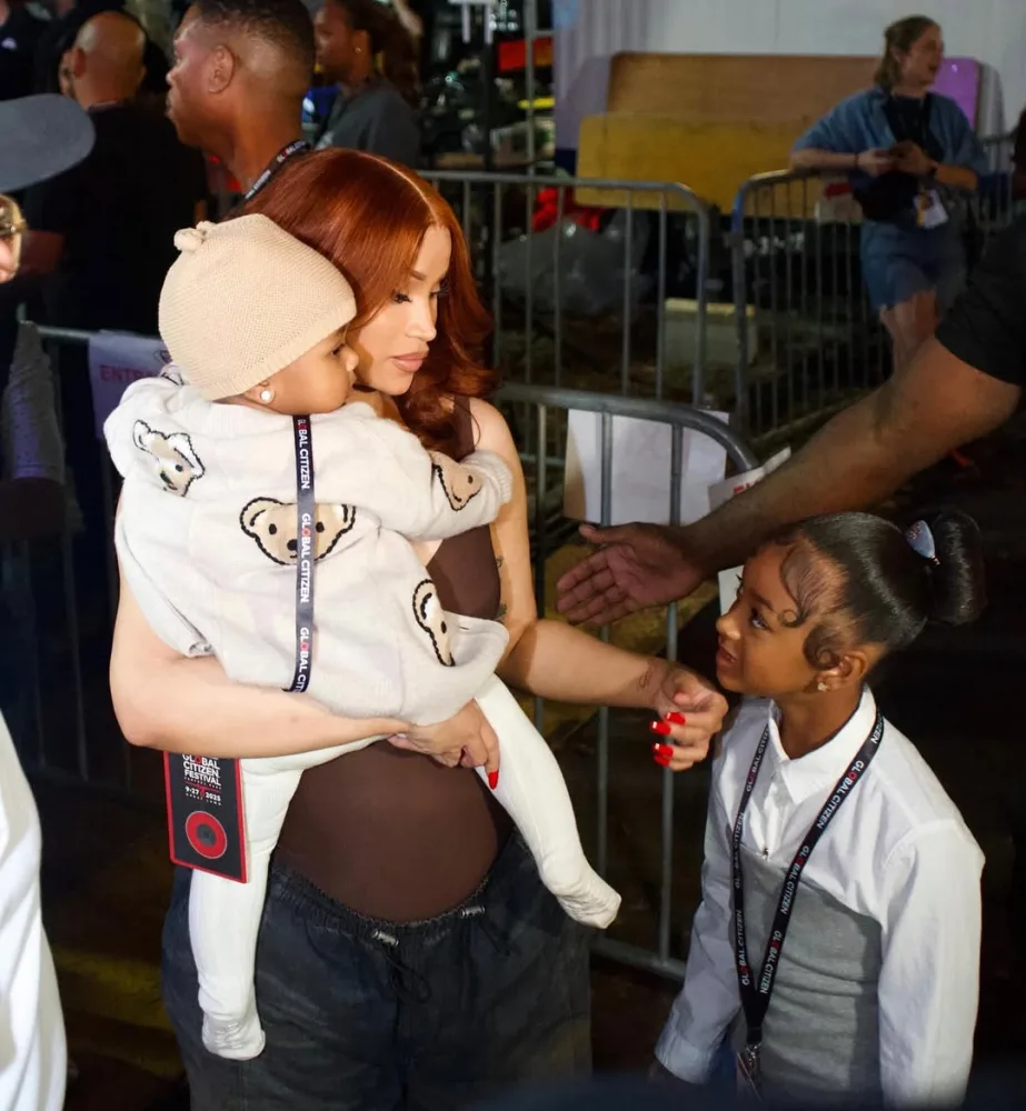  Kardi Bi 4-cü dəfə ana oldu