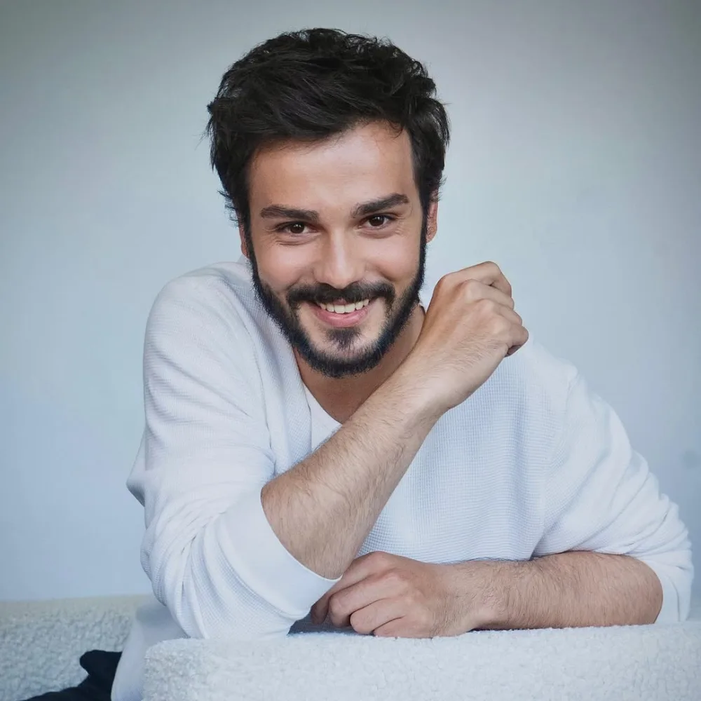 “Liliyar” serialında rol alacaqlar