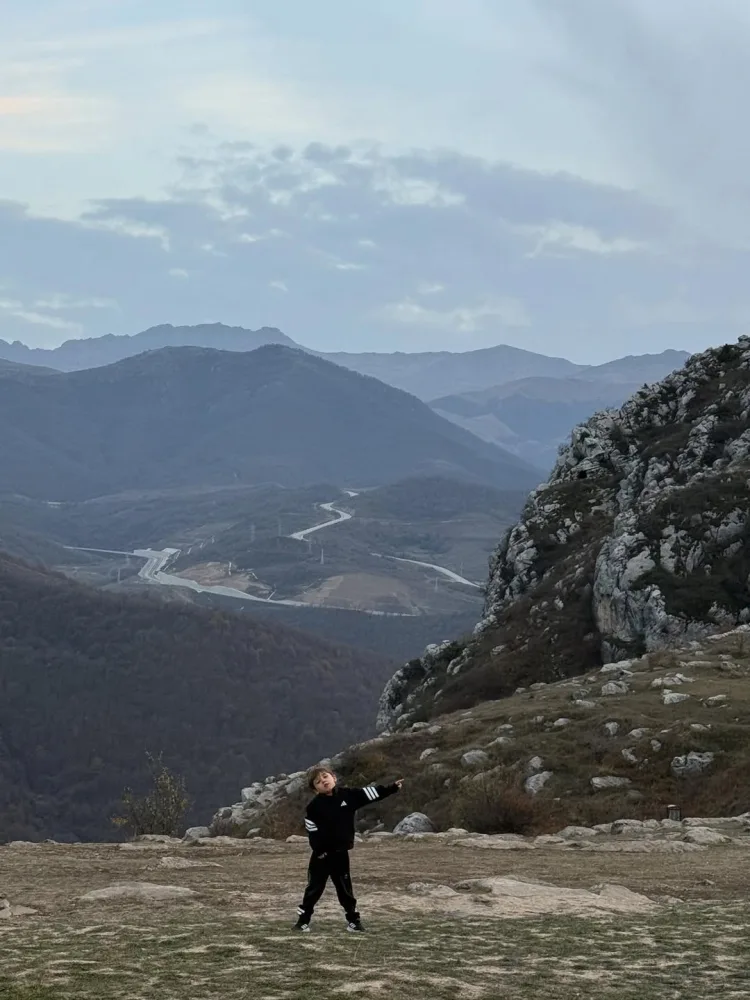 Zamiq oğlu ilə Qarabağa getdi