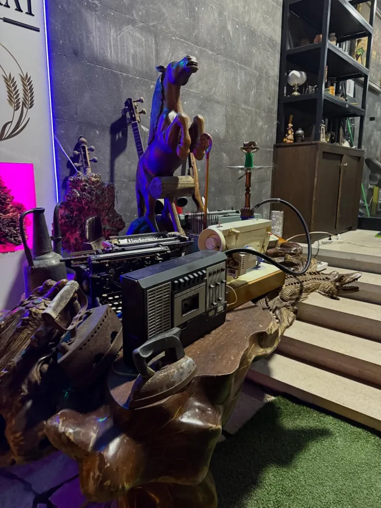 Zamiq oğlu ilə Qarabağa getdi