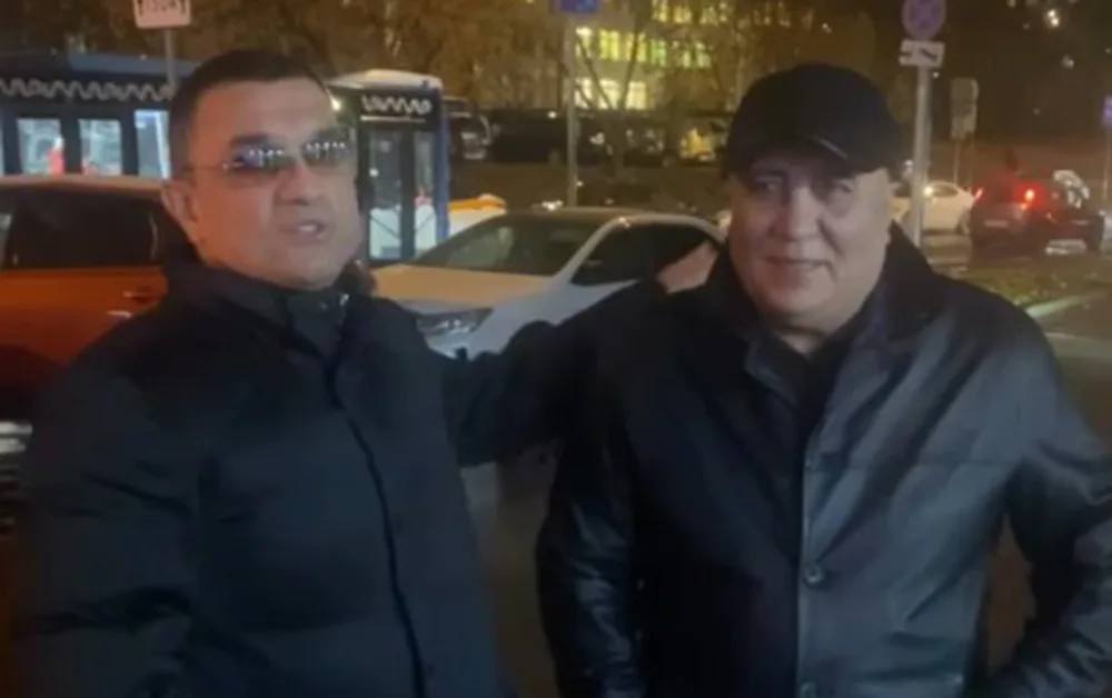 Məşhur meyxanaçı sevgilisini bıçaqlayıb?