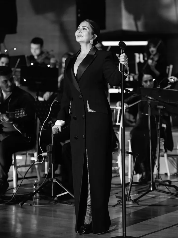 Sibel Can dinləyicilərinə təşəkkür etdi