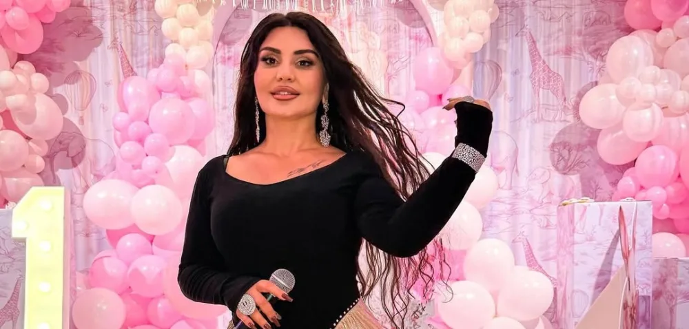 Efirə xanım cangüdənlərlə gəldi