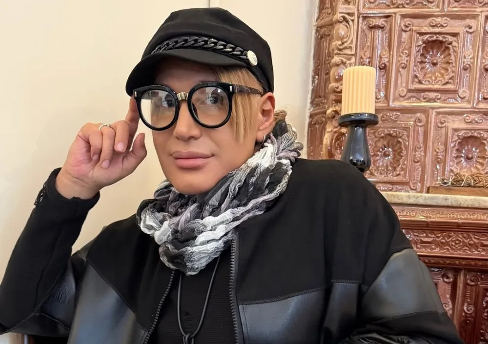 Pərəstişkarı ilə olan maraqlı hekayəni danışdı