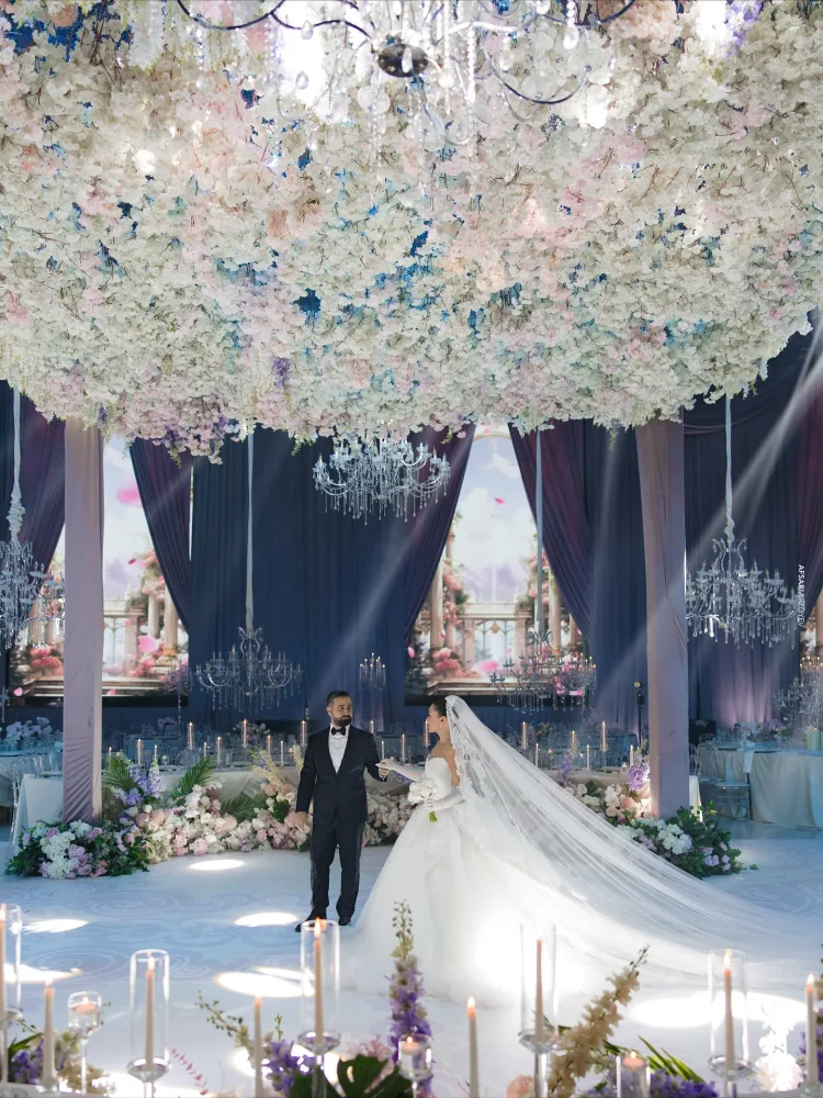 Nəcibənin toyudur!