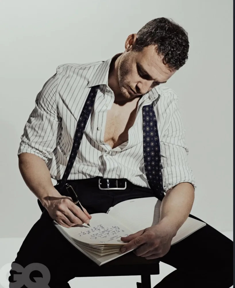 Kerem mükafat aldı