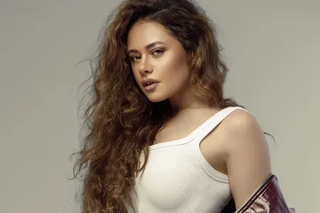 Samirə onu təhqir edən partiya sədrini məhkəməyə verir