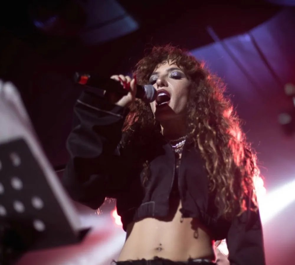 Əfsanə qayıtdı...