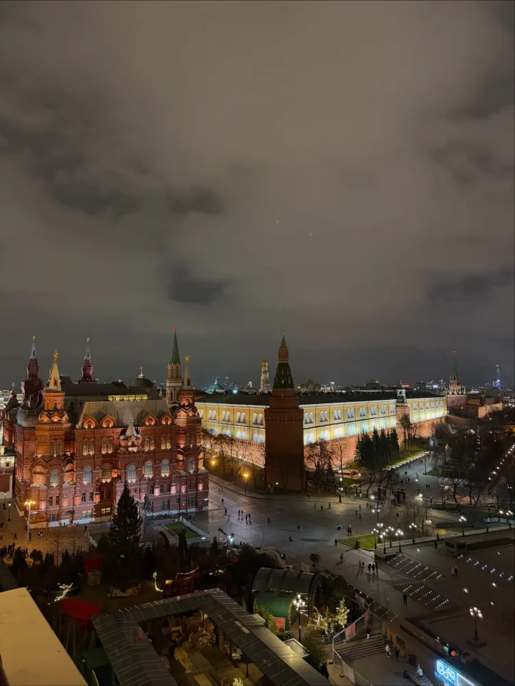 Hande ad gününü Moskvada qeyd etdi