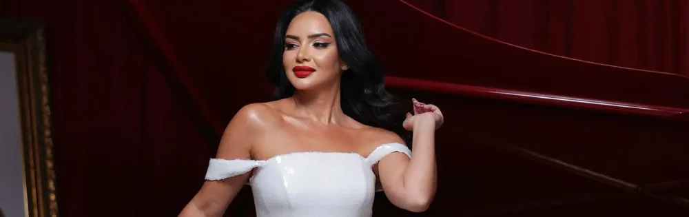 “O xanım ailə məclisinə uyğun aparıcı deyil”