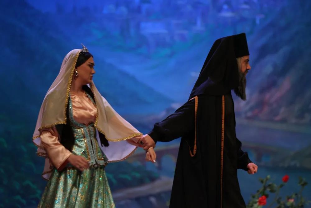 “Əsli və Kərəm” operası yeni Əsli ilə tamaşaçılara təqdim olundu