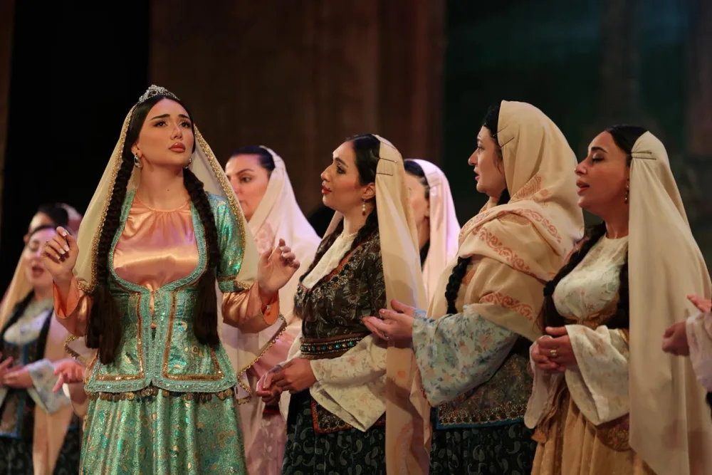 “Əsli və Kərəm” operası yeni Əsli ilə tamaşaçılara təqdim olundu