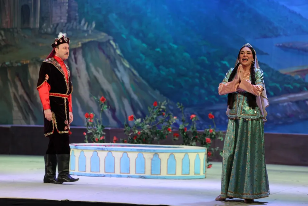 “Əsli və Kərəm” operası yeni Əsli ilə tamaşaçılara təqdim olundu