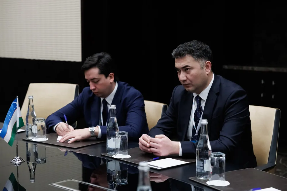  Özbəkistan nümayəndə heyəti ilə görüş keçirilib