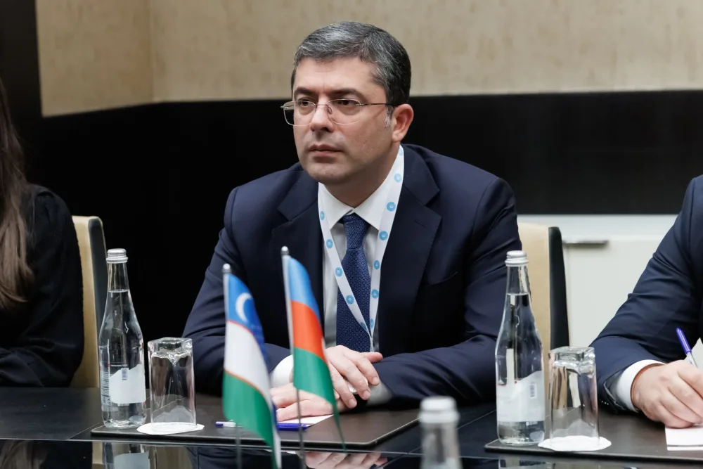  Özbəkistan nümayəndə heyəti ilə görüş keçirilib