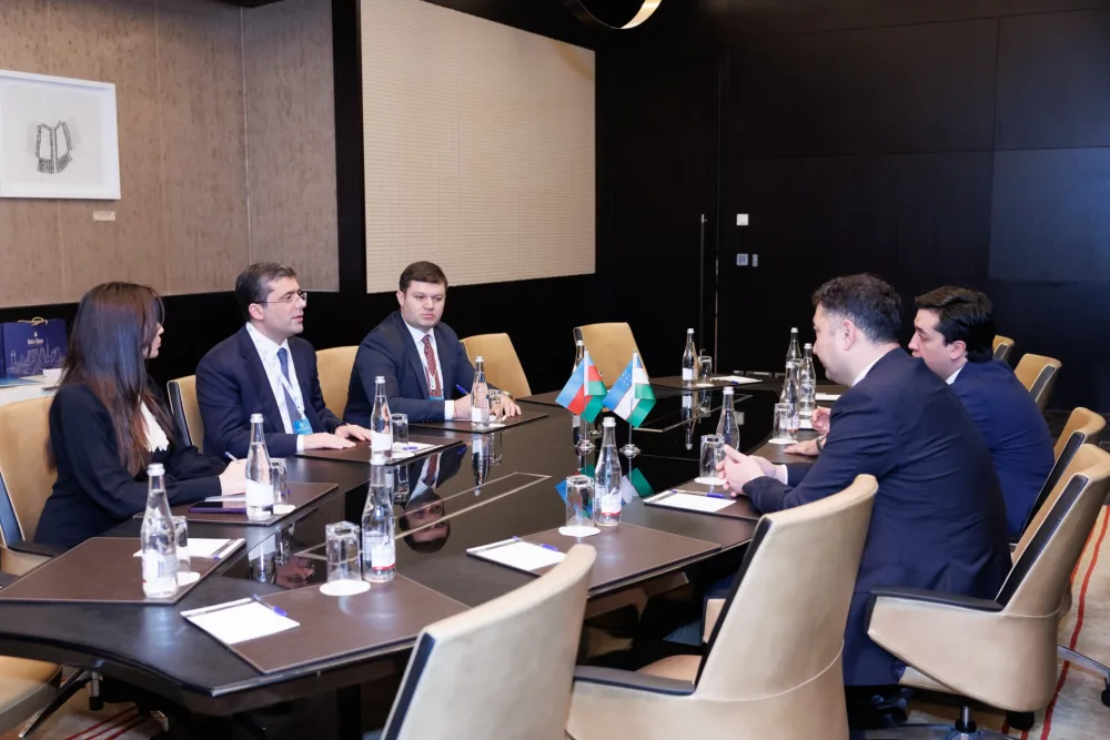  Özbəkistan nümayəndə heyəti ilə görüş keçirilib