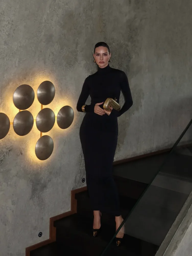 Ayda 3 milyon qazanır