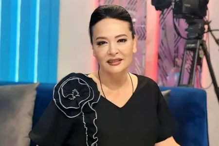 Mehriban Xanlarova AzDrama-dan getdi