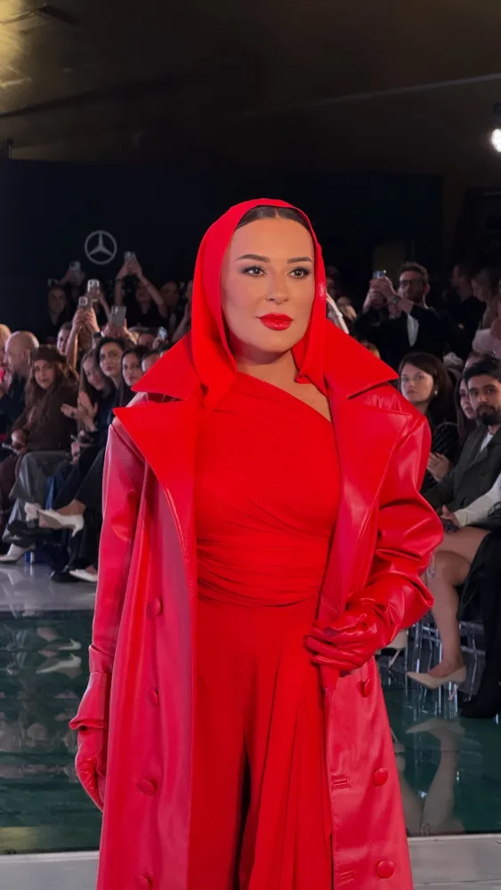 Tünzalə Ağayeva podiuma çıxdı