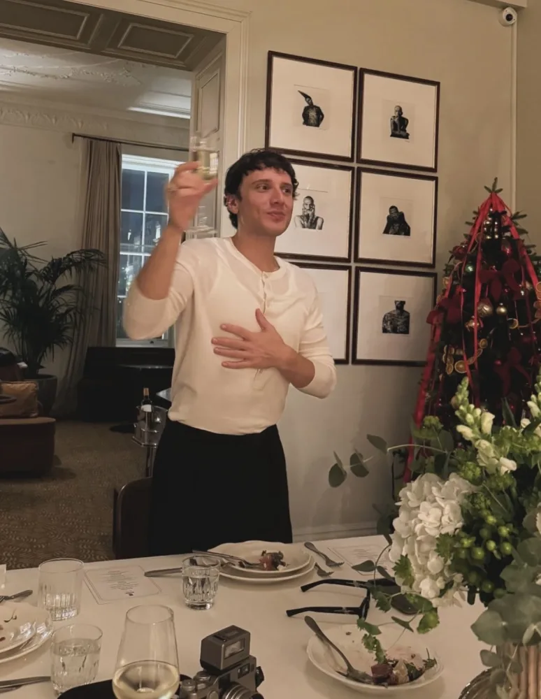 Edis ad gününü qeyd edib