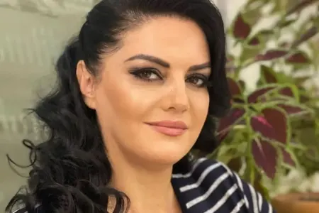 Əməkdar artist özünə efir qadağası qoyub