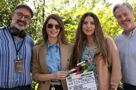 Beren Saatın filmi nümayişdən çıxarıldı