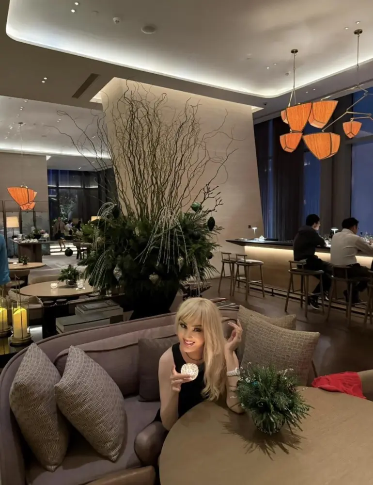 Xalq artisti Qətərə getdi