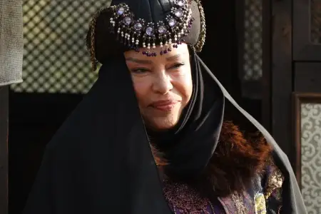 Sara Xatunu canlandıran aktrisa müzakirə yaratdı