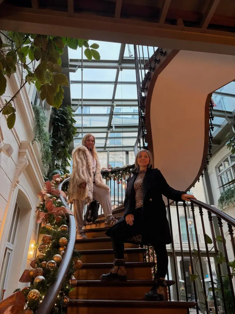 Demetin Paris tətilindən paylaşımları