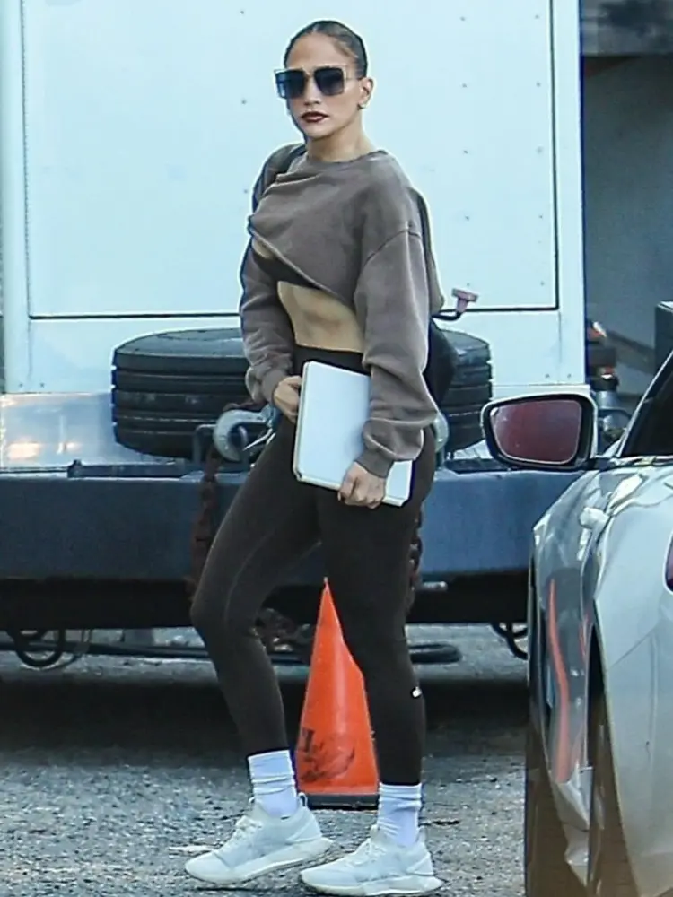 Ceylo qarın əzələlərini nümayiş etdirdi