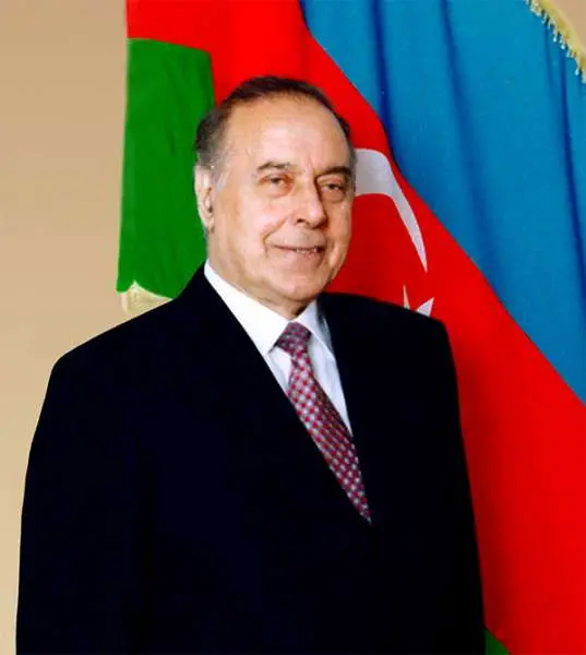 Ümummilli Liderin anım günüdür