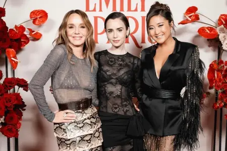 “Emily in Paris” serialının aktrisaları Venesiyada…