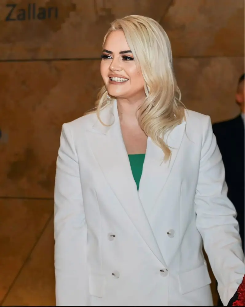 Səidə Haqverdiyeva boşandı və işdən çıxdı…