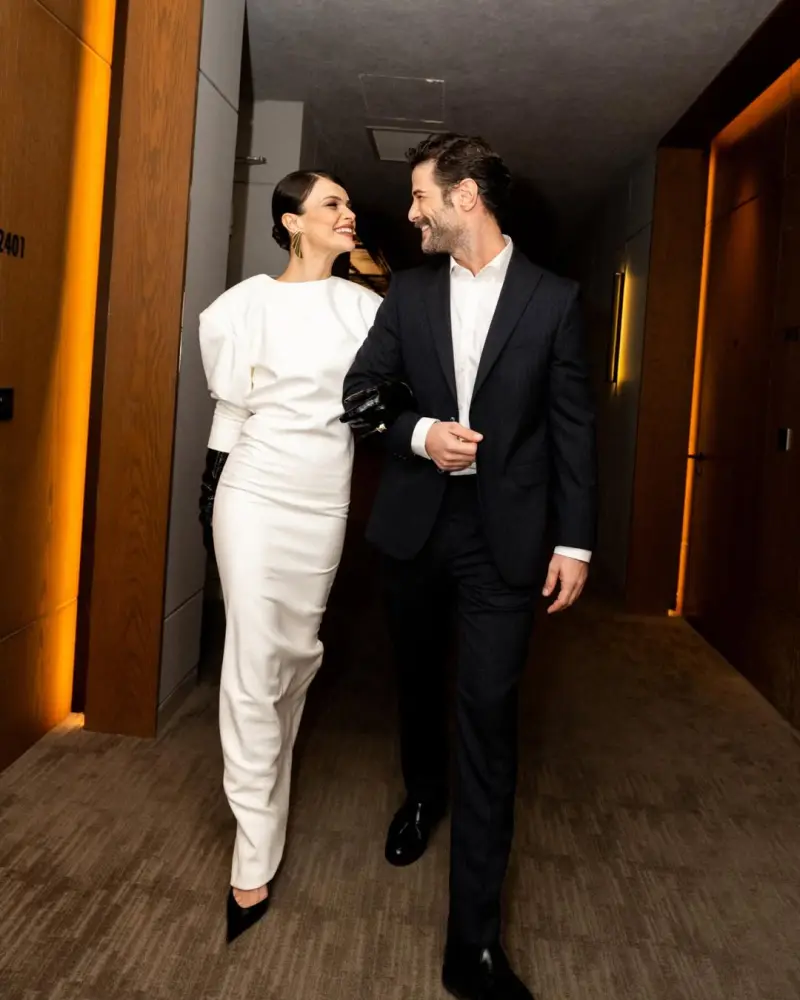 “Uzak Şehir”in “Alya”sı sevgilisi ilə...