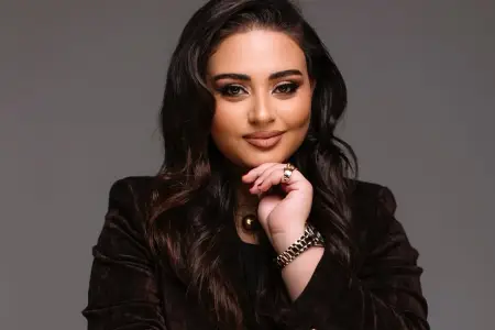 Almaxanım konsertindən görüntülər paylaşdı