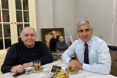Anar Ələkbərov Ramiz Rövşənin evində…