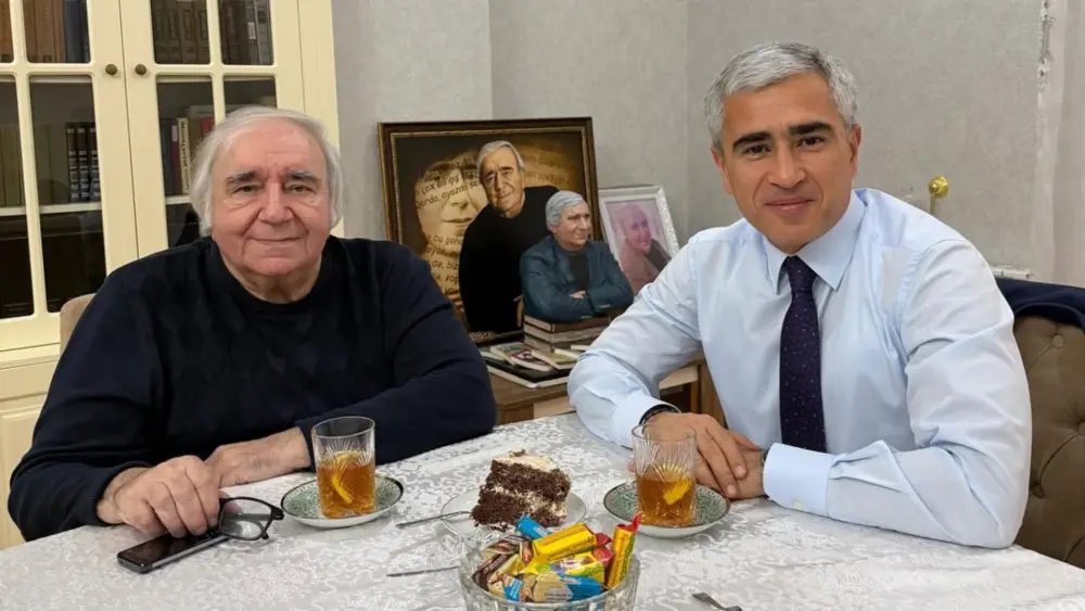 Anar Ələkbərov Ramiz Rövşənin evində…