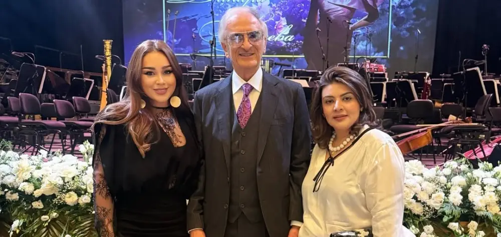 Xatirə İslam Polad Bülbüloğlu ilə fotolarını paylaşdı