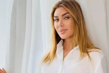 Prezident tərəfindən təltif olunan Xoşqədəm ağladı