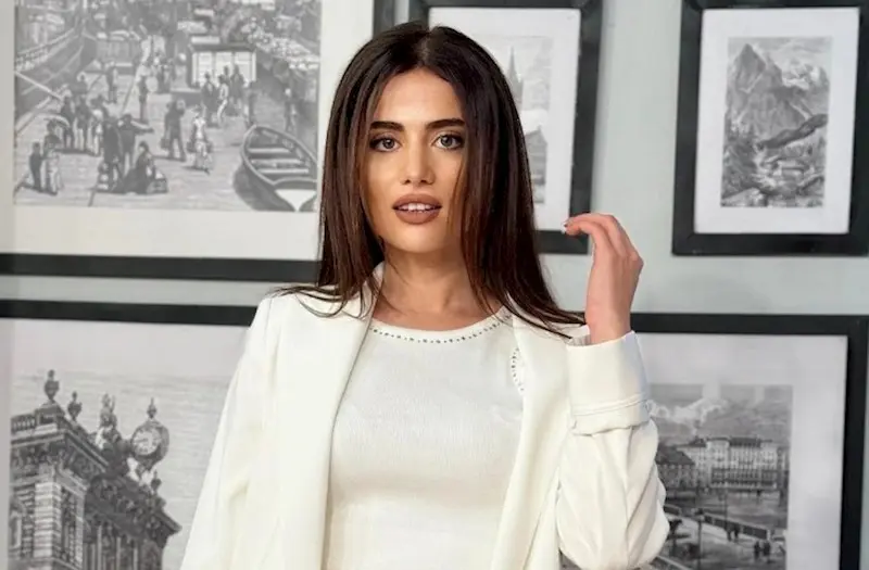 Zarinanın opera ifası diqqət çəkdi