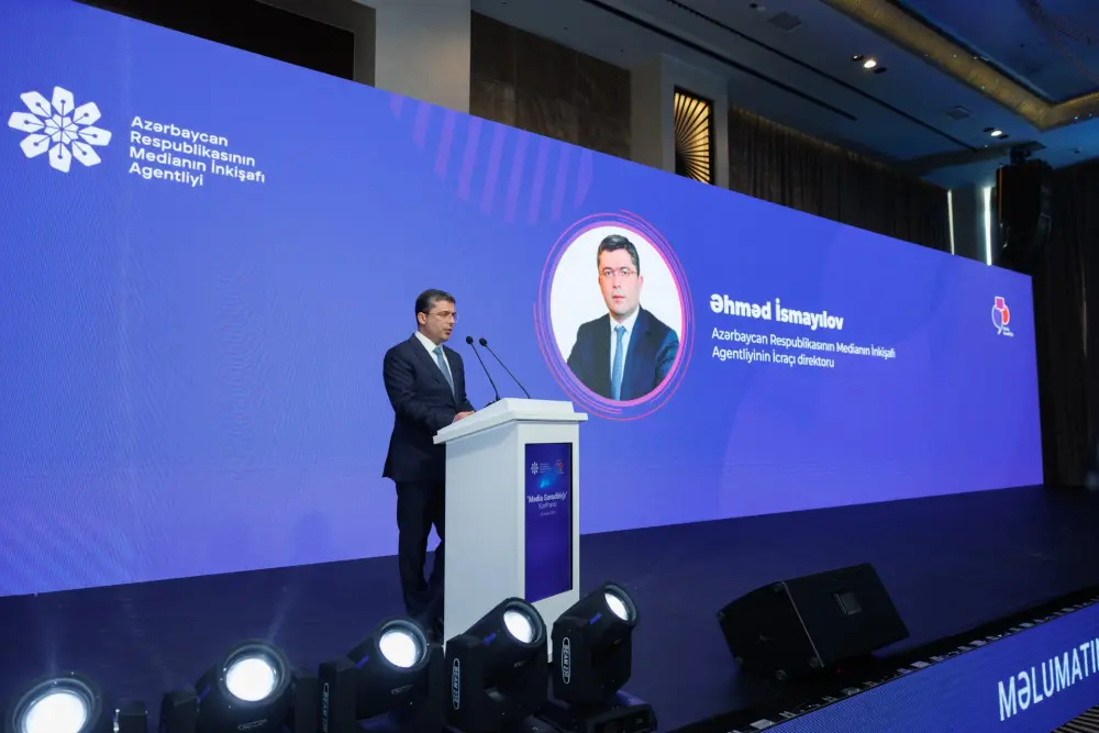 “Rəqəmsallaşma, Süni İntellekt və Media Savadlılığı” mövzusunda konfrans keçirilib