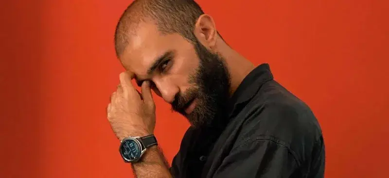 Əlixan Rəcəbov tütün reklamı etdi - Şirkət cərimələndi