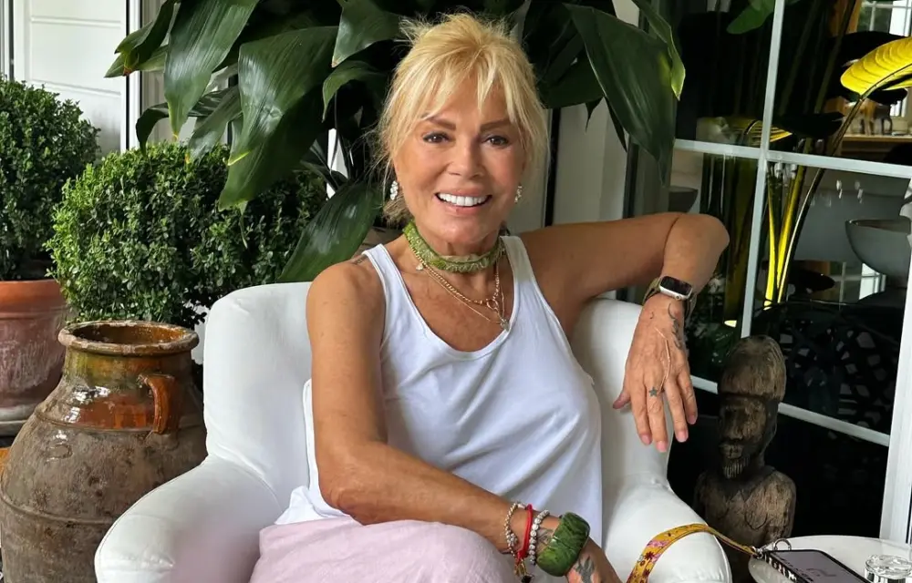 Ajda Pekkanın bacısı xərçəngdən əziyyət çəkir...