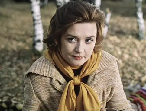 “Moskva göz yaşlarına inanmır”ın ulduzu vəfat etdi