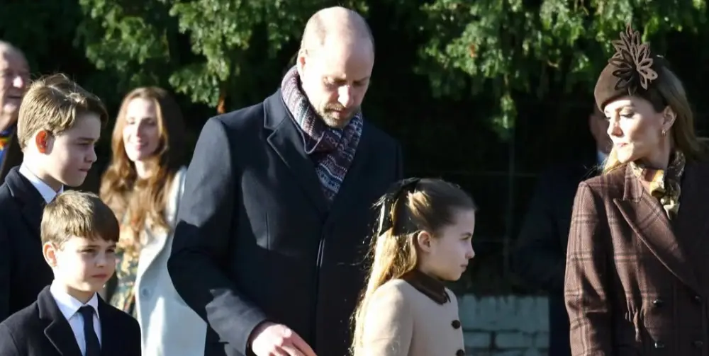 Kral ailəsinin üzvləri ənənəvi Milad ibadətində görüntüləndi