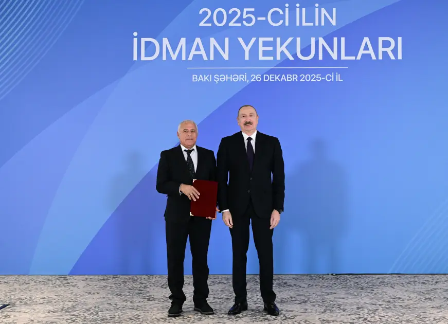 İlham Əliyev bu idmançılara ev verdi